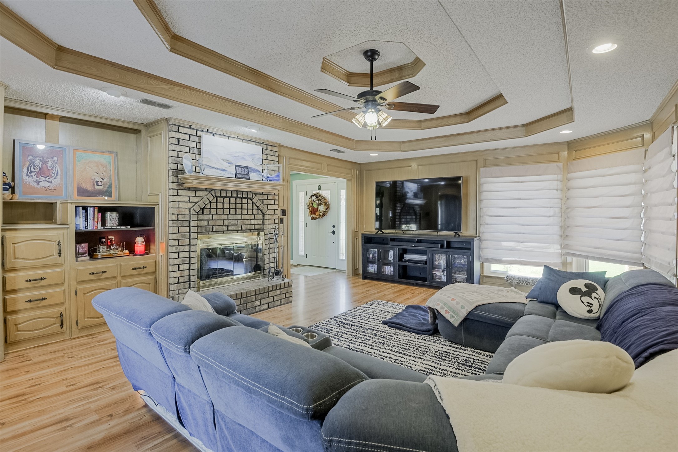 813 Shady Creek Drive Kennedale TX 76060