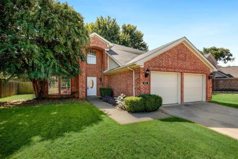 322 Ashley Oak Lane Lake Dallas TX 75065