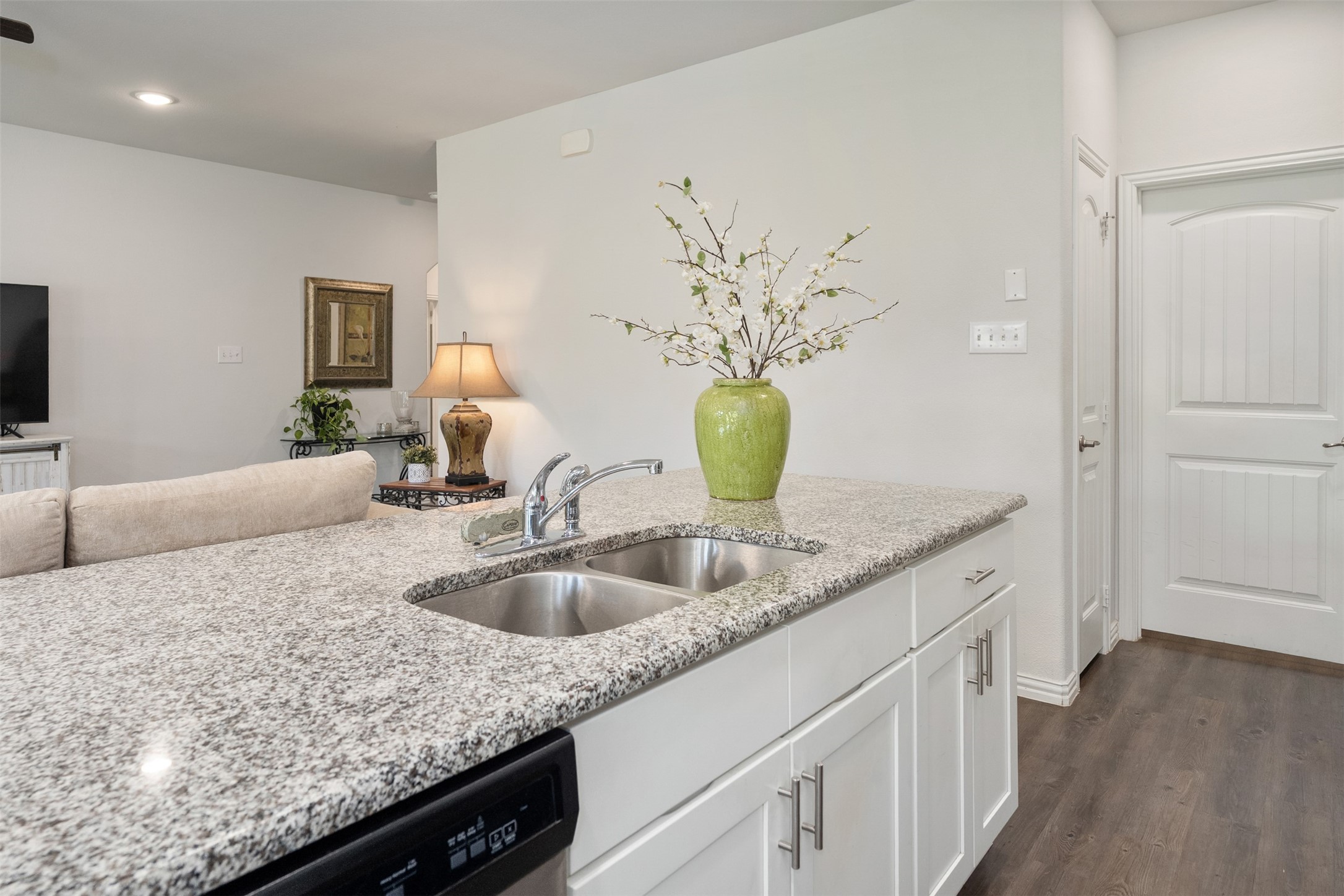 106 Willowbend Loop Mabank TX 75147
