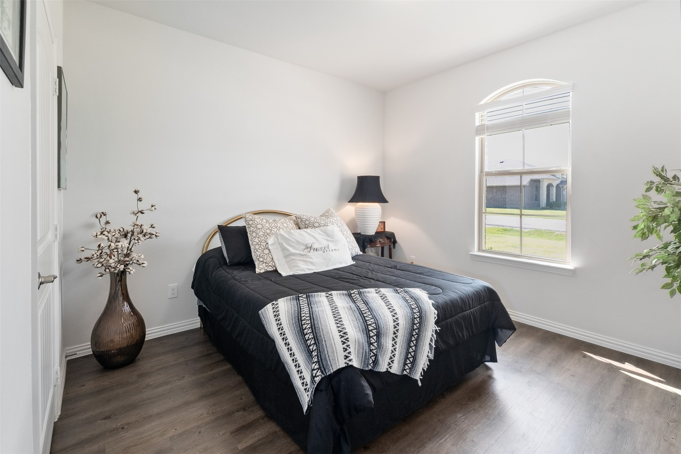 106 Willowbend Loop Mabank TX 75147