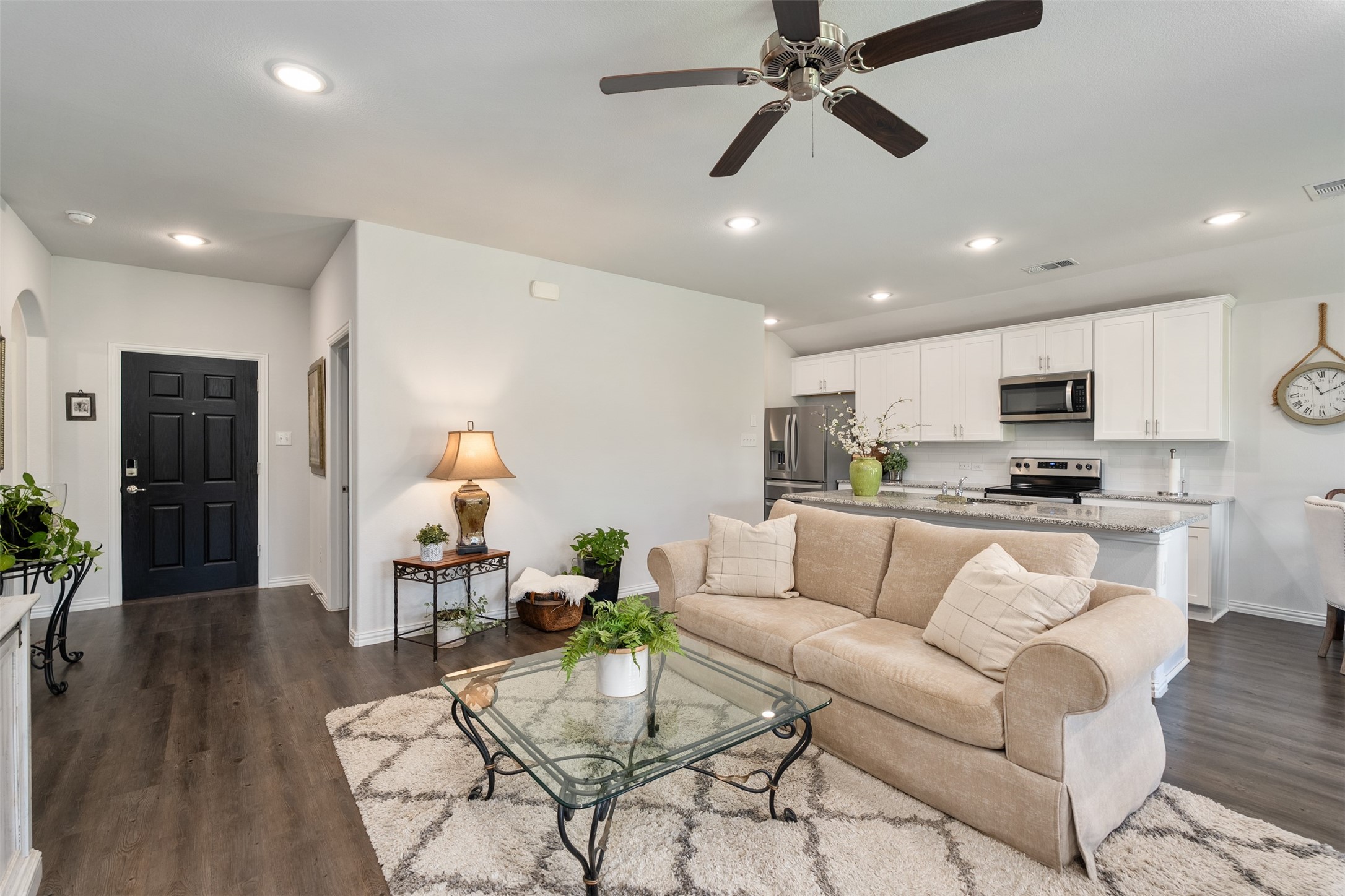 106 Willowbend Loop Mabank TX 75147