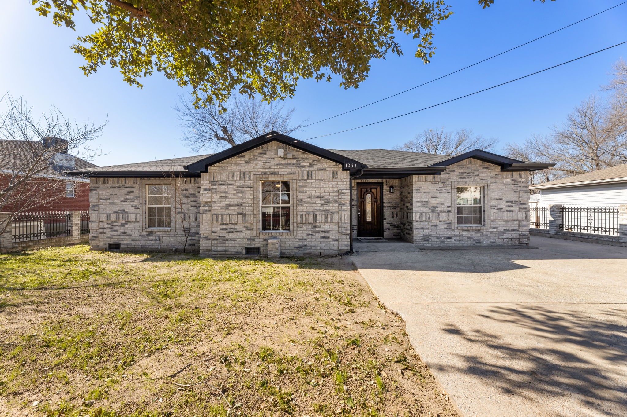 1231 Cabot Drive Dallas TX 75217