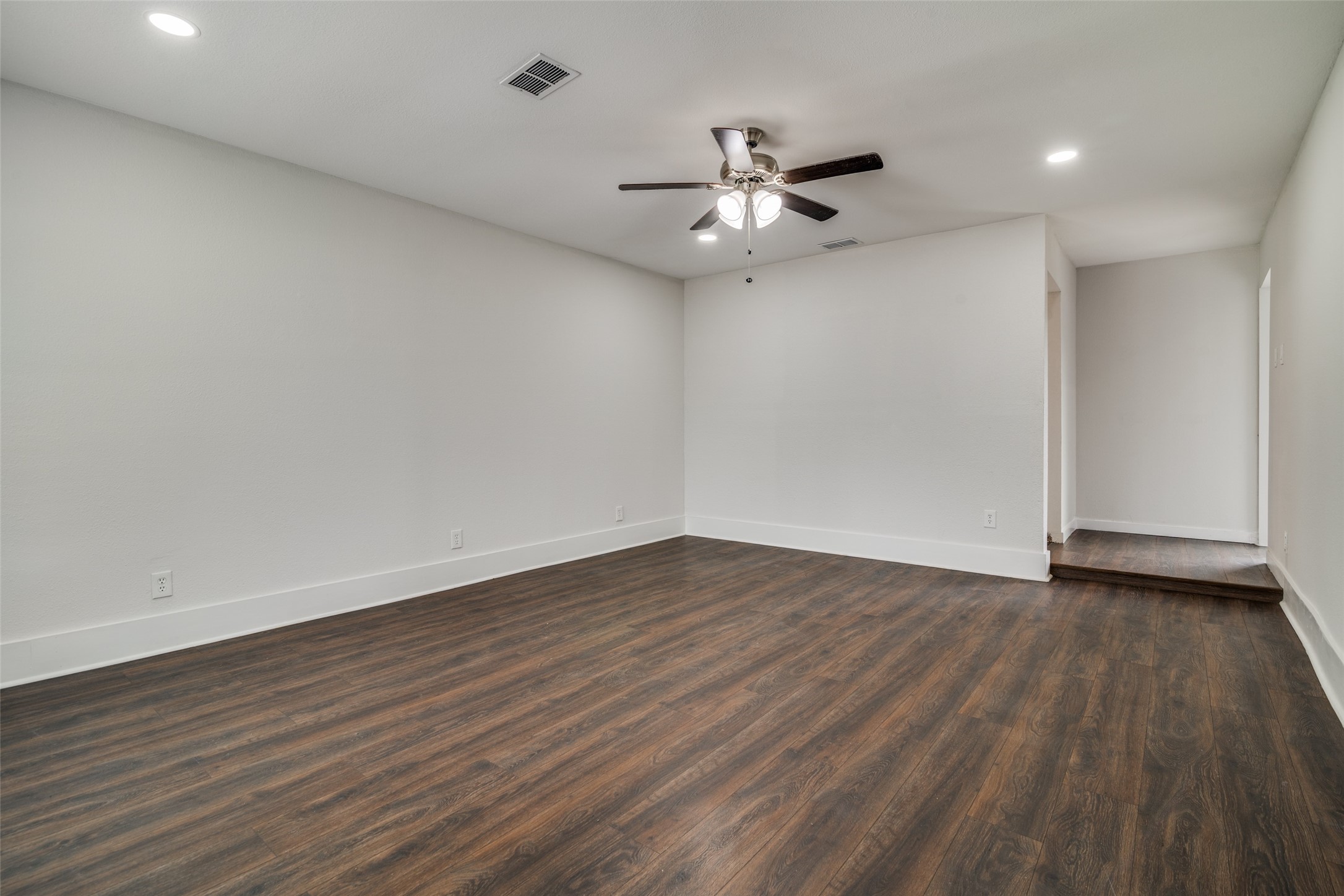 2405 Whippoorwill Drive Mesquite TX 75149