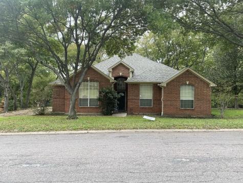 8801 Glen Hollow Drive Fort Worth TX 76179