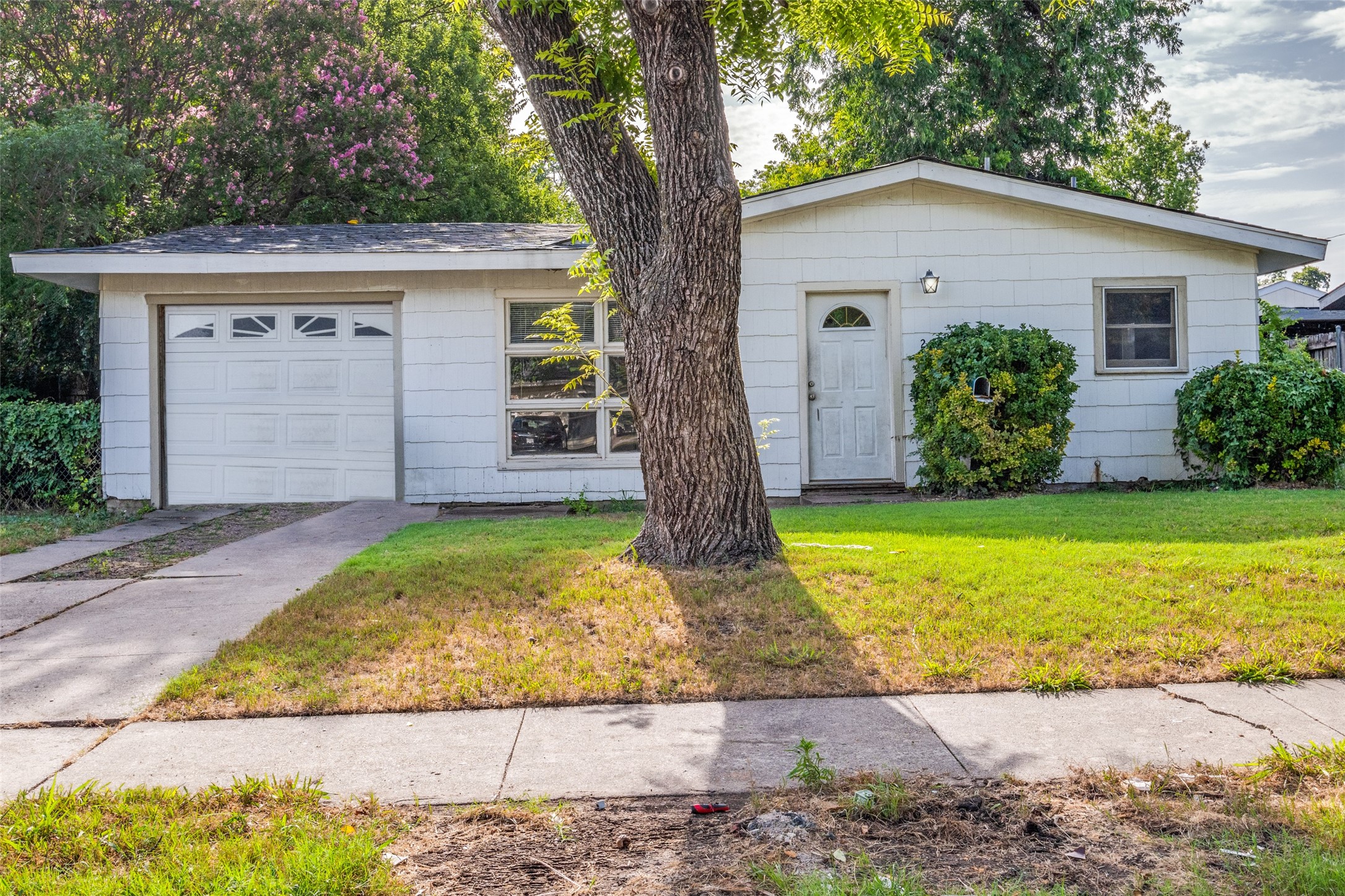 2912 Charles Drive Garland TX 75041