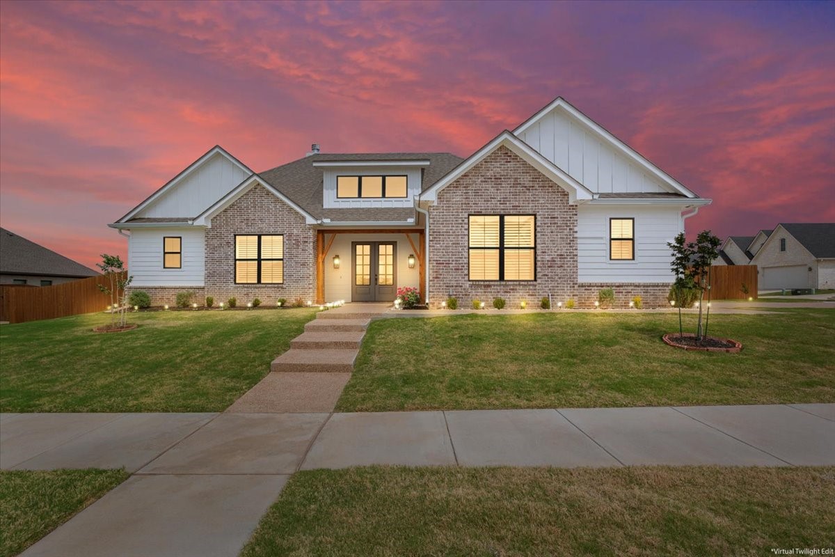 11011 King's Canyon Woodway TX 76712