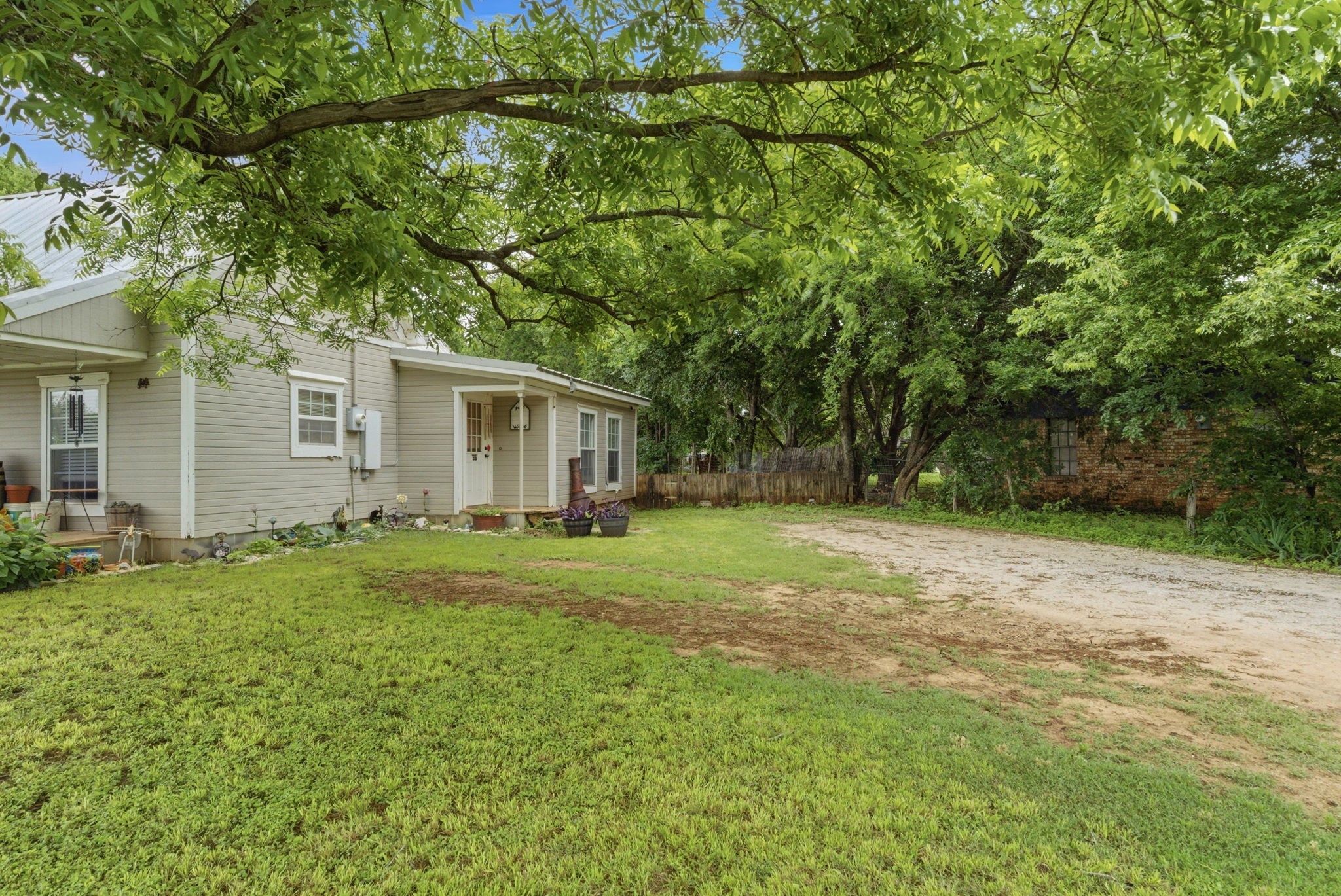 302 Tower Road Rio Vista TX 76093