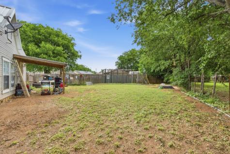 302 Tower Road Rio Vista TX 76093