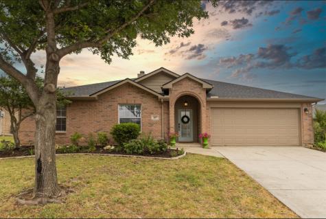 107 Santa Fe Trail Justin TX 76247