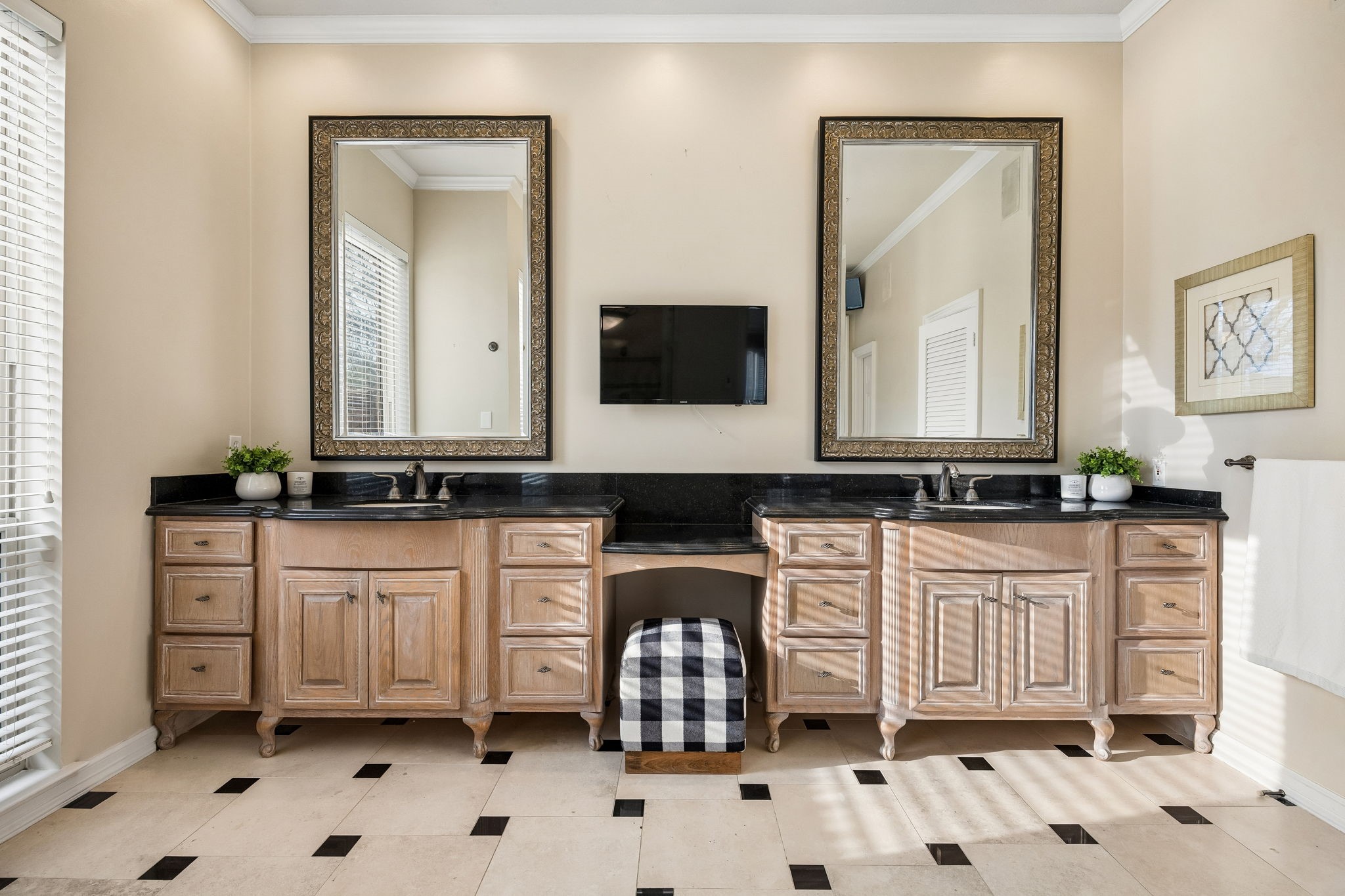 5604 Bent Creek Trail Dallas TX 75252