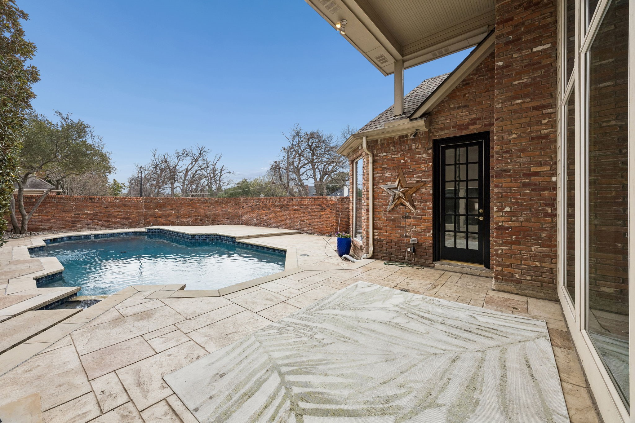 5604 Bent Creek Trail Dallas TX 75252