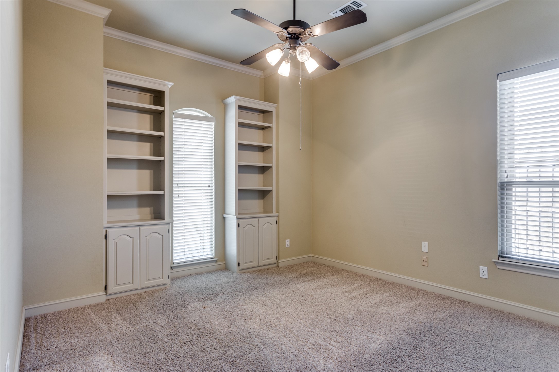 910 Saddlebrook Drive Colleyville TX 76034