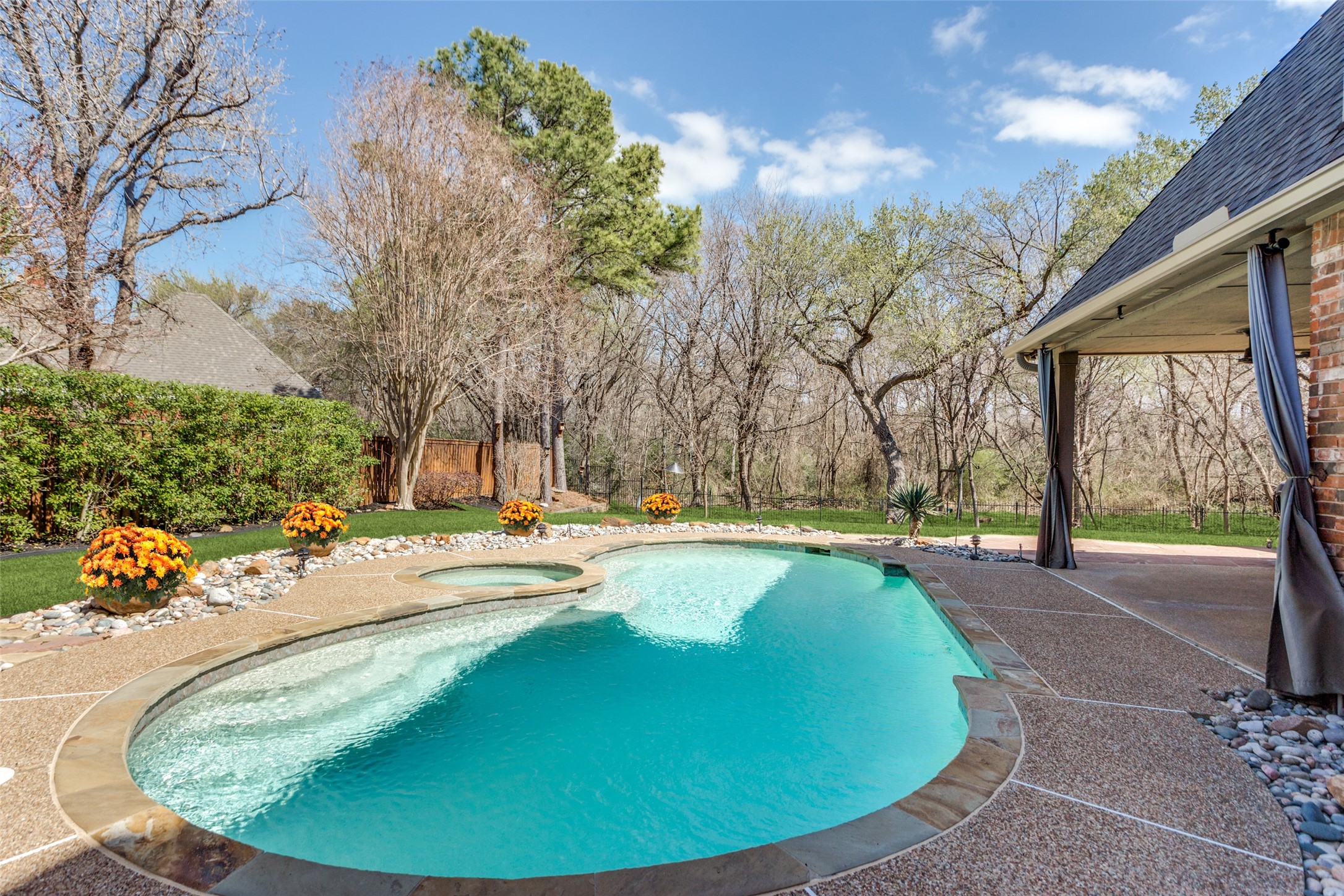 910 Saddlebrook Drive Colleyville TX 76034