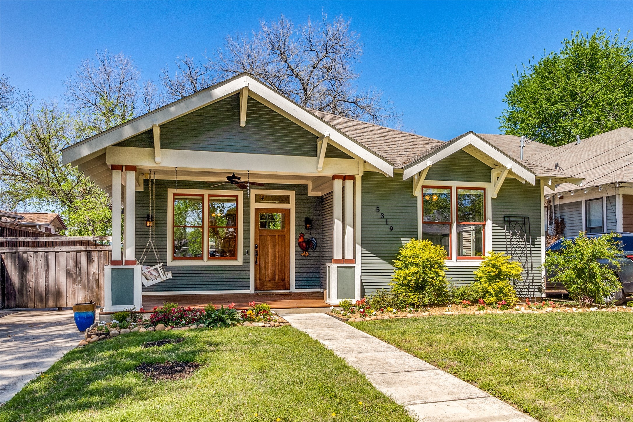 5319 Worth Street Dallas TX 75214