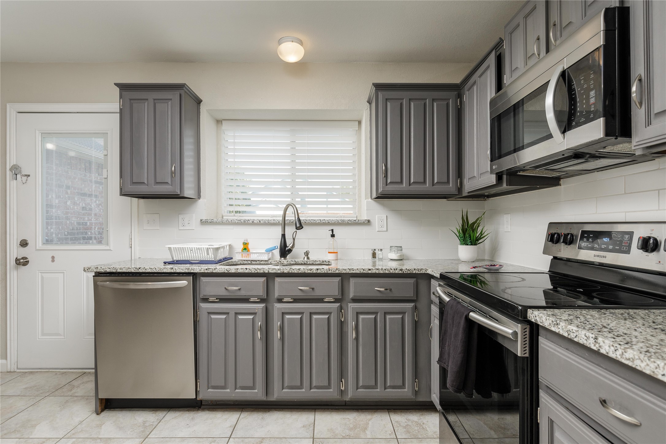 4108 Fryer Street The Colony TX 75056