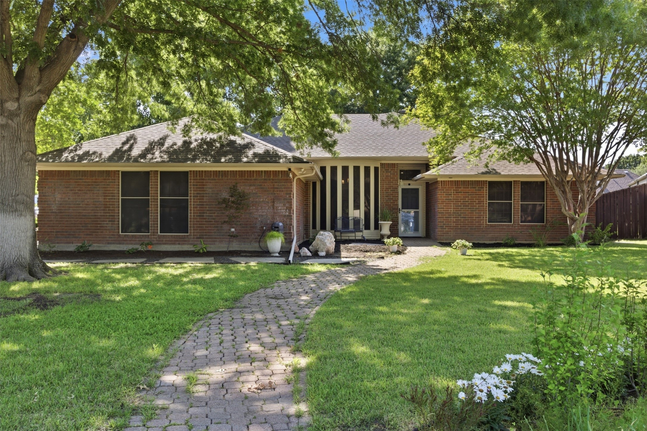 2505 Hillview Court Denton TX 76209