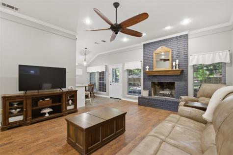 2505 Hillview Court Denton TX 76209