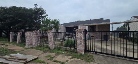 2017 Village Way Dallas TX 75216