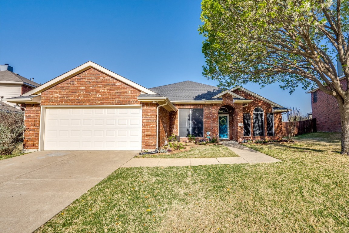 1703 Country Walk Lane Wylie TX 75098