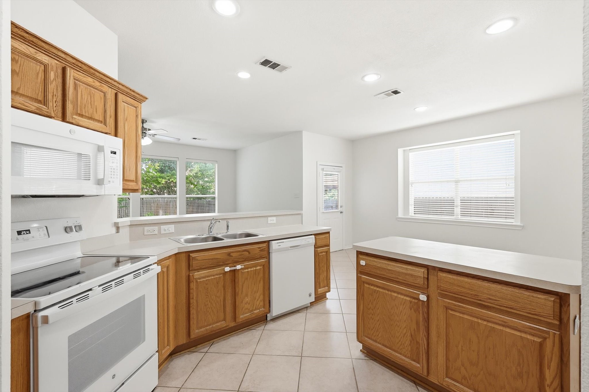 2809 Bull Shoals Drive Fort Worth TX 76131