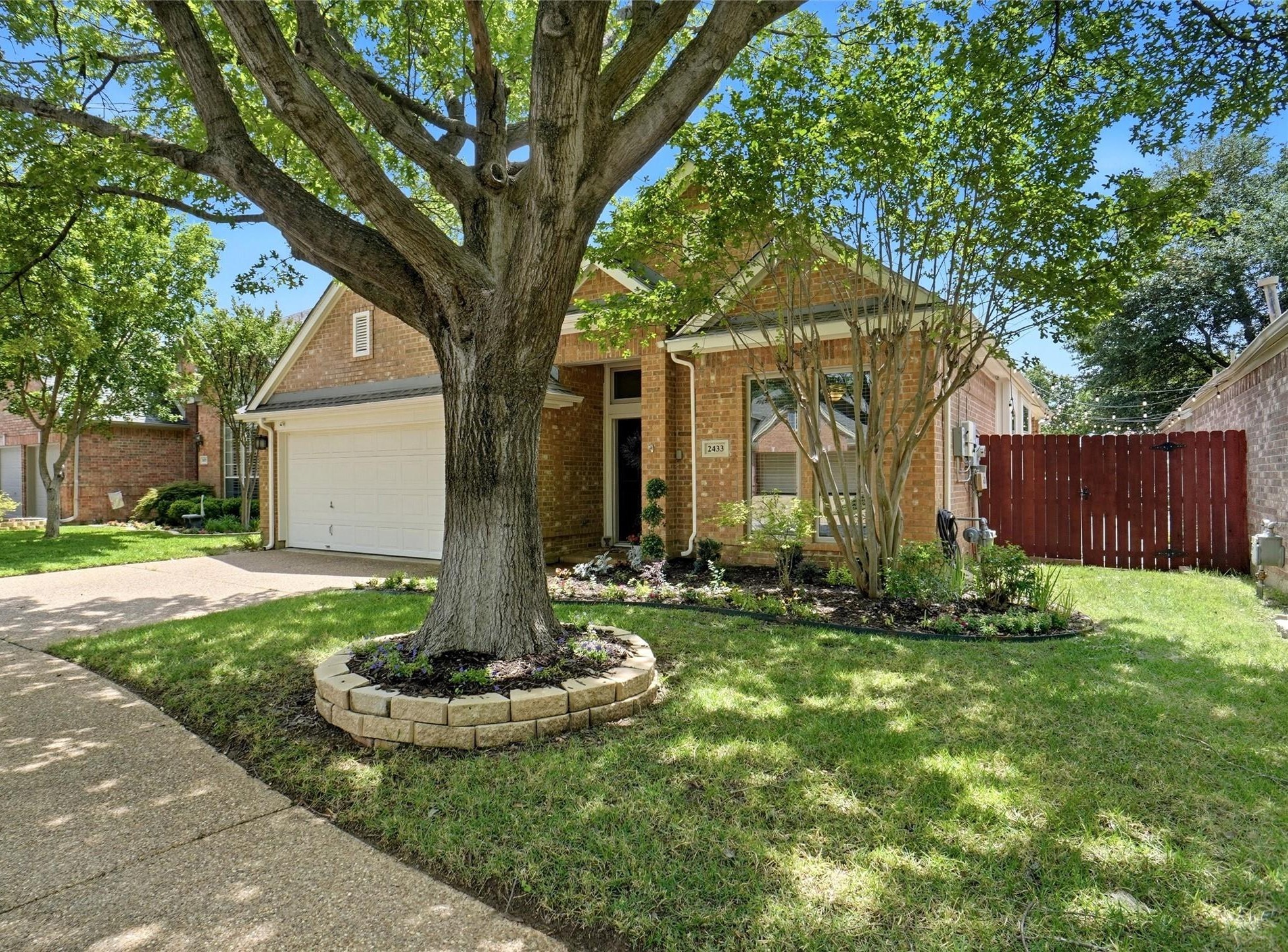 2433 Folkstone Way Bedford TX 76021