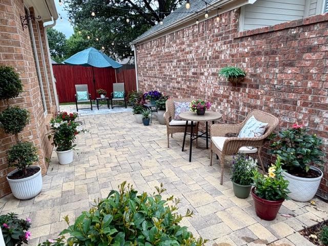 2433 Folkstone Way Bedford TX 76021
