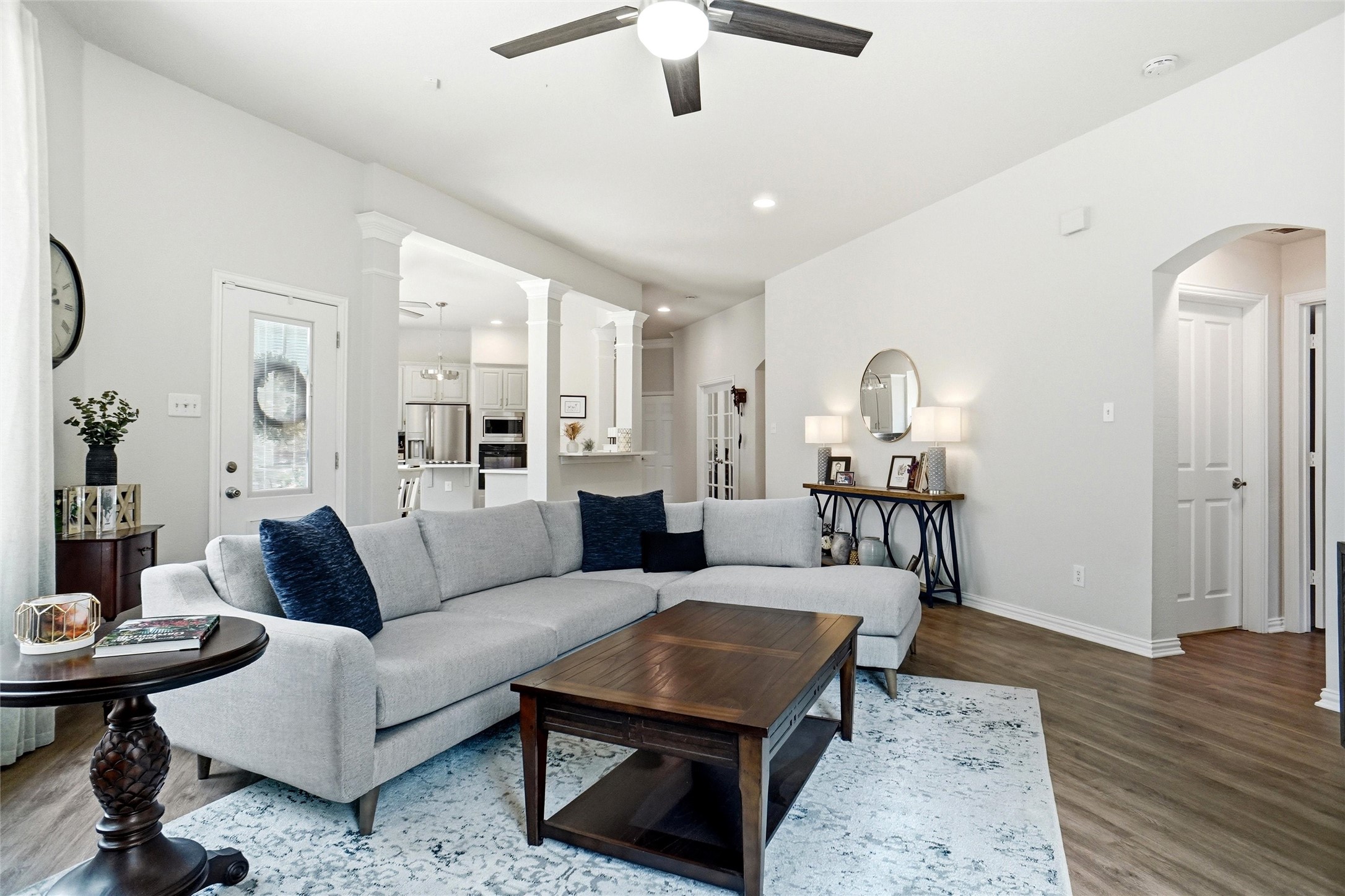 2433 Folkstone Way Bedford TX 76021