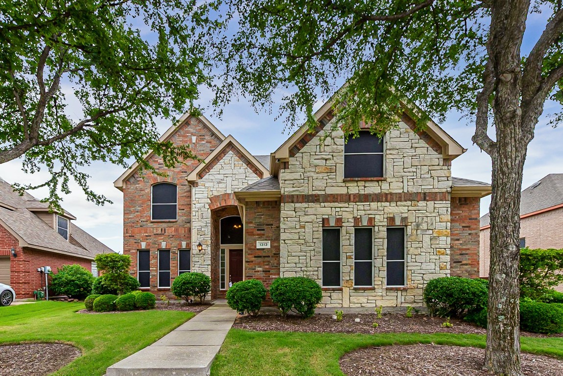 1313 Canyon Creek Drive Mckinney TX 75072