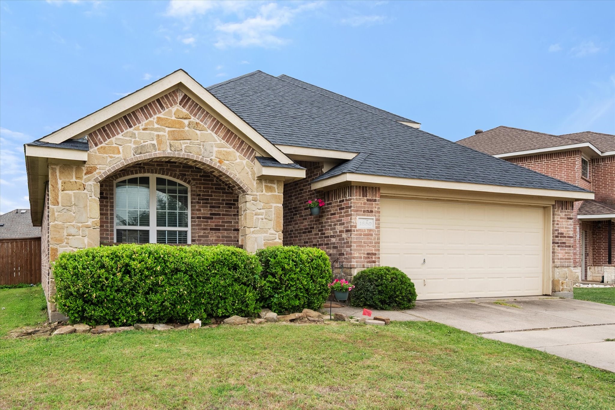 1650 Country Hills Drive Waxahachie TX 75165