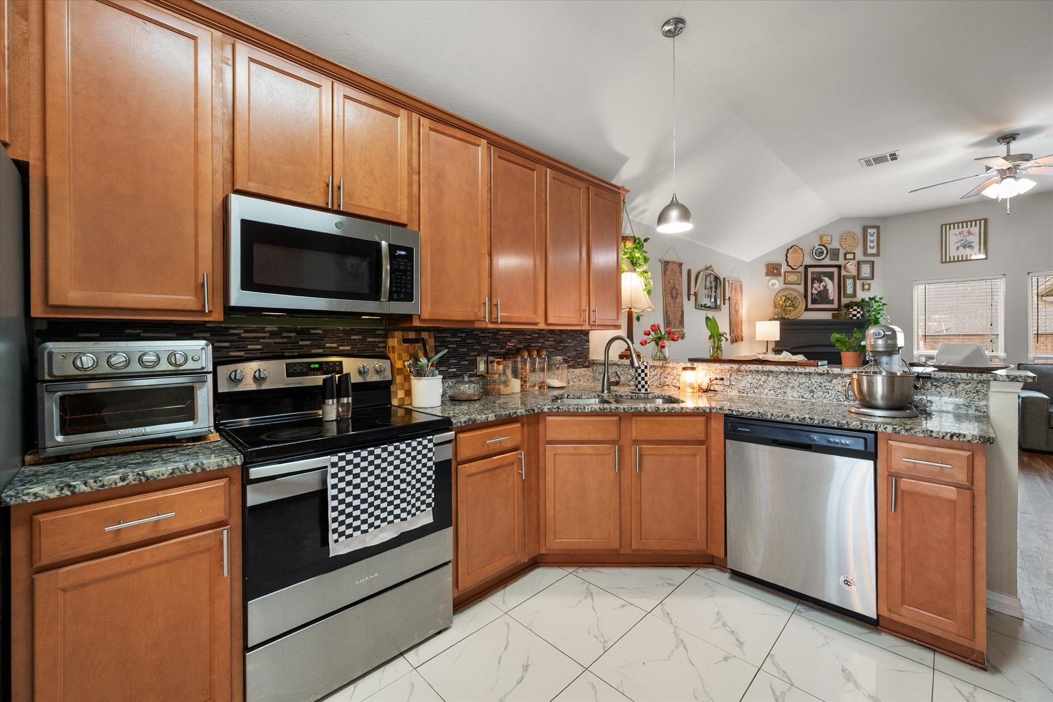 1650 Country Hills Drive Waxahachie TX 75165