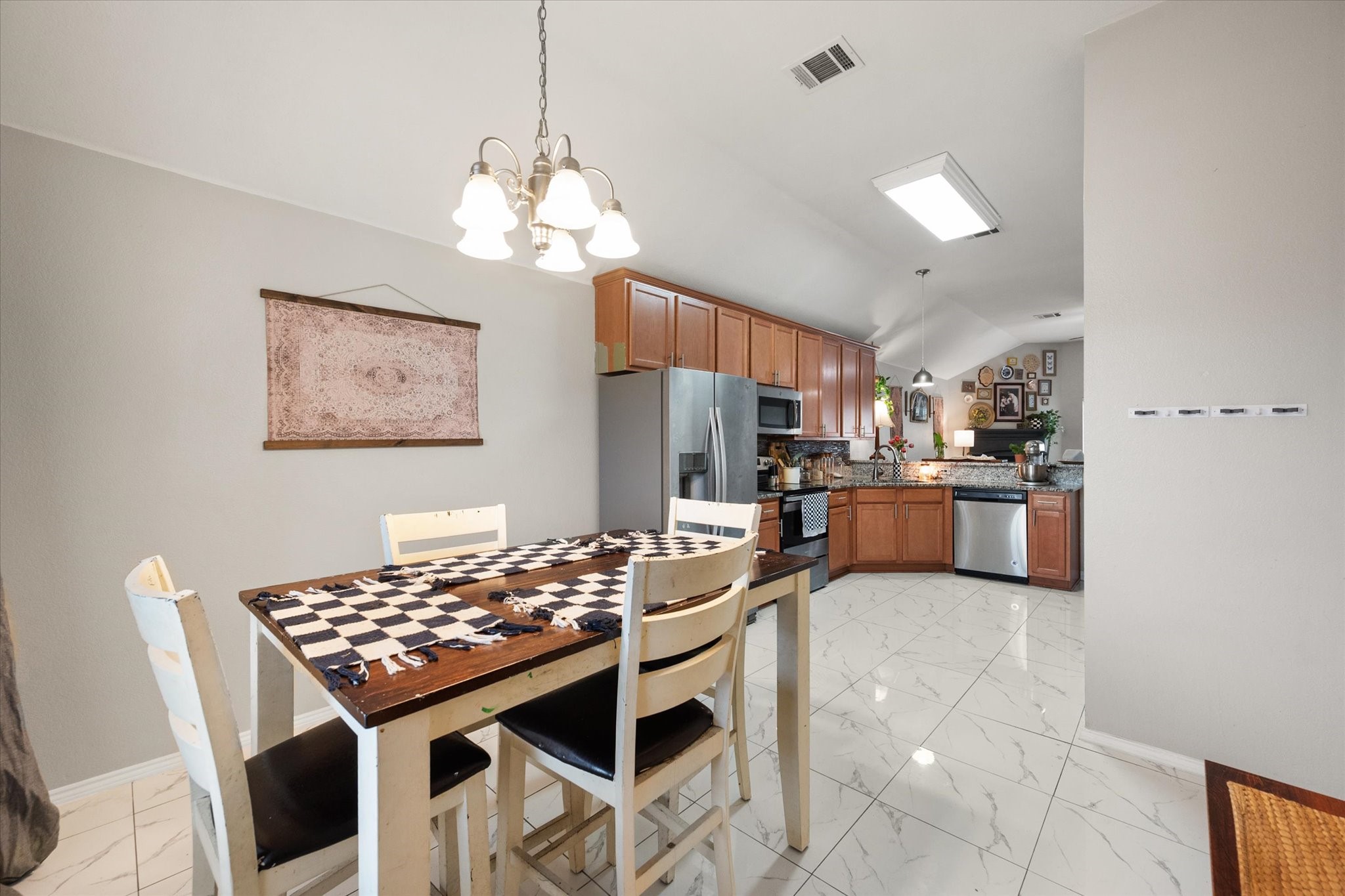 1650 Country Hills Drive Waxahachie TX 75165