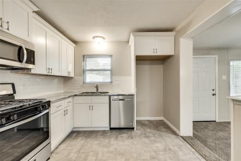 2536 Maverick Avenue Dallas TX 75228