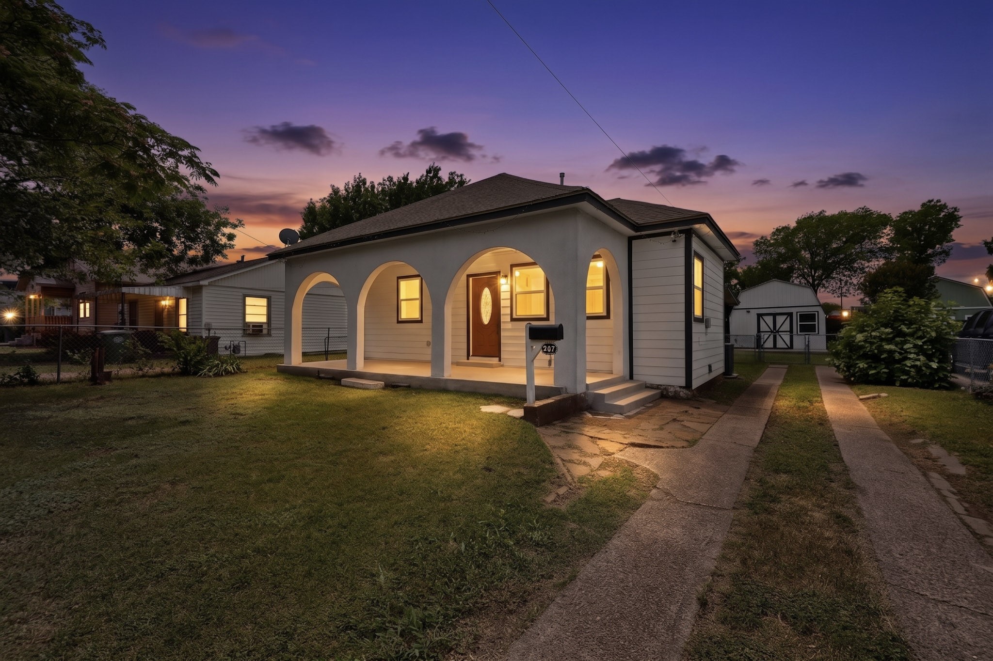 907 Ogden Avenue Cockrell Hill TX 75211