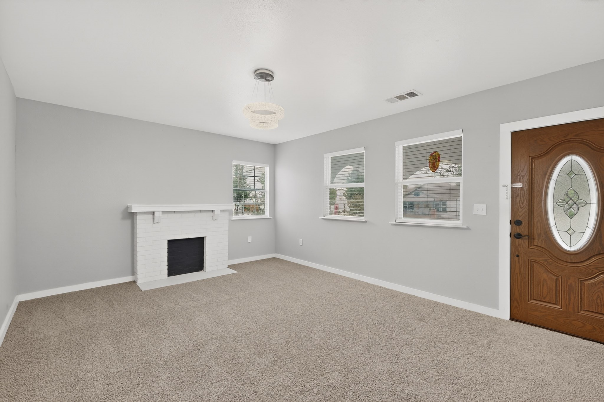 907 Ogden Avenue Cockrell Hill TX 75211