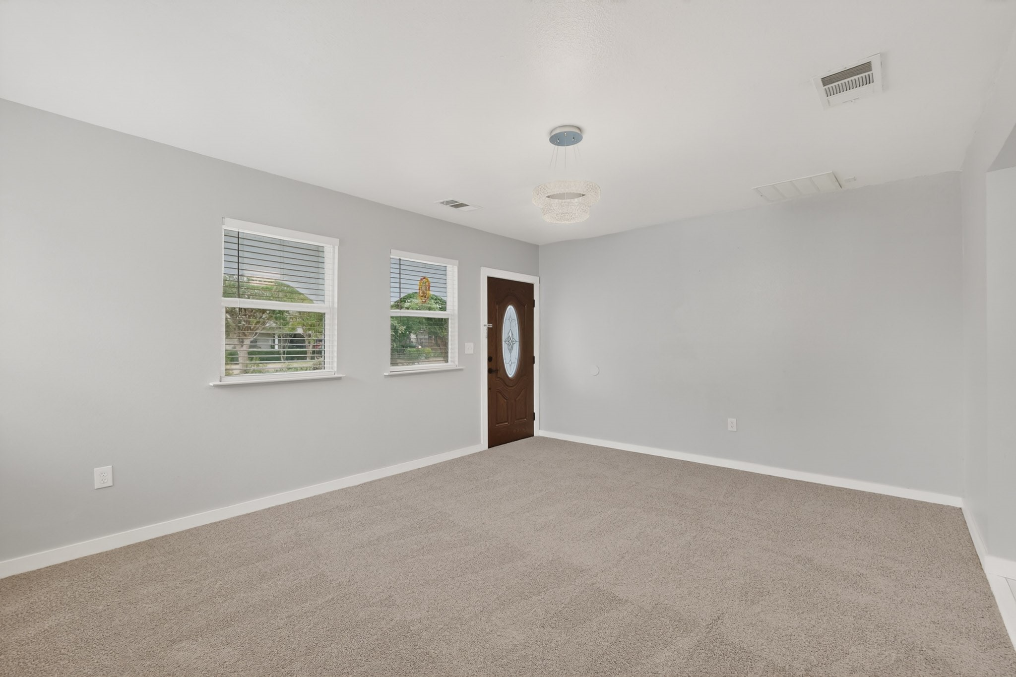 907 Ogden Avenue Cockrell Hill TX 75211