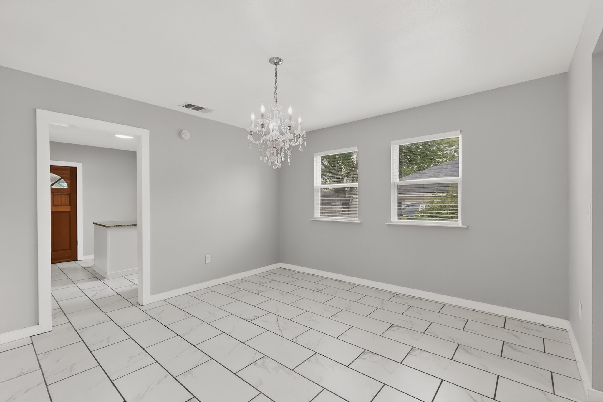907 Ogden Avenue Cockrell Hill TX 75211