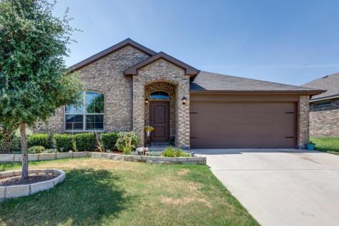 708 Wylie Street Crowley TX 76036