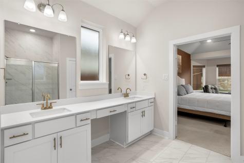 2446 Pebble Bank Lane Midlothian TX 76065