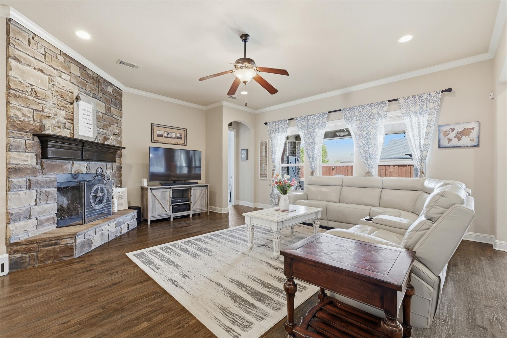 509 Autumn Run Drive Midlothian TX 76065