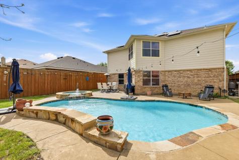 10824 Irish Glen Trail Fort Worth TX 76052