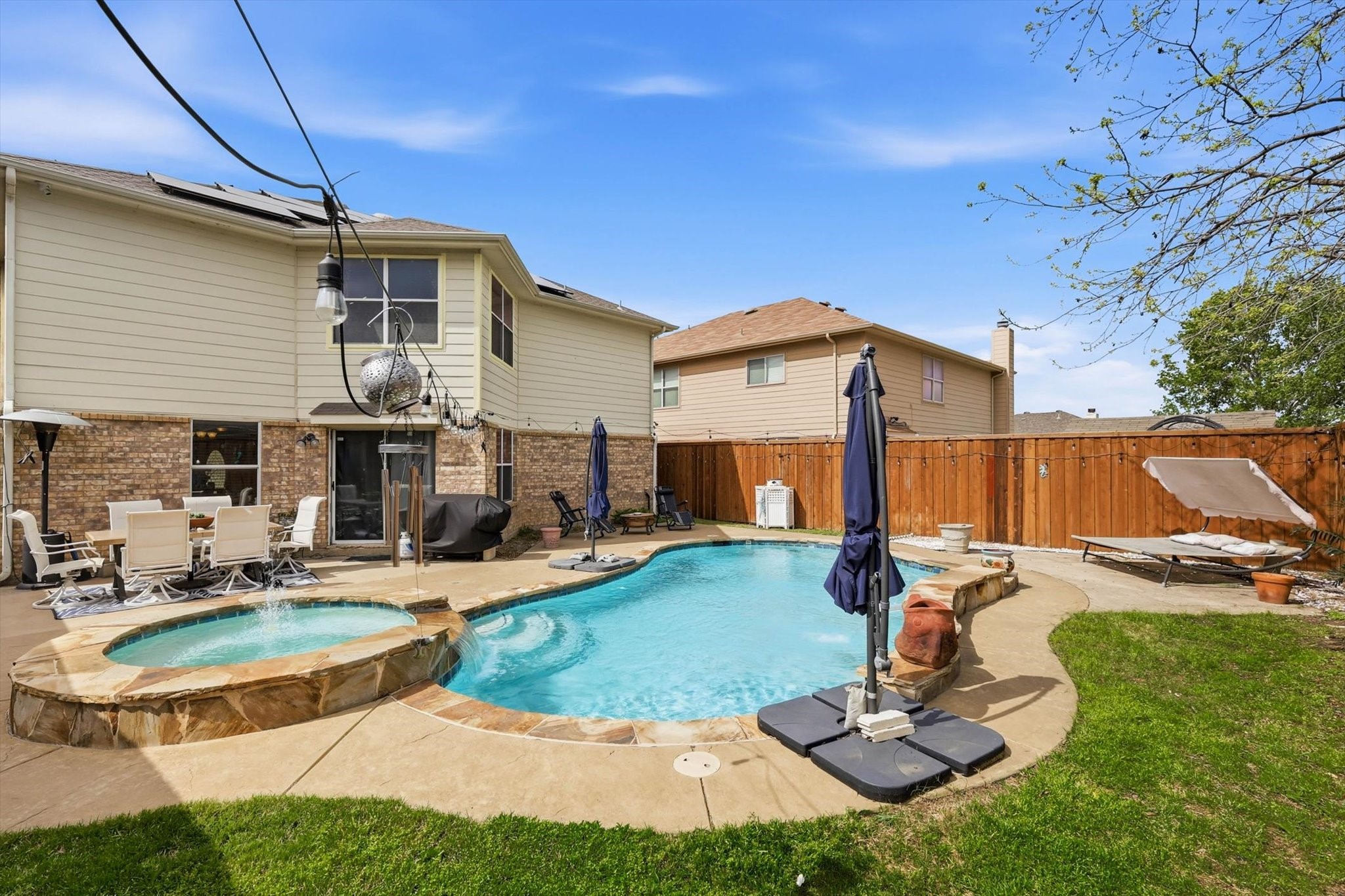 10824 Irish Glen Trail Fort Worth TX 76052