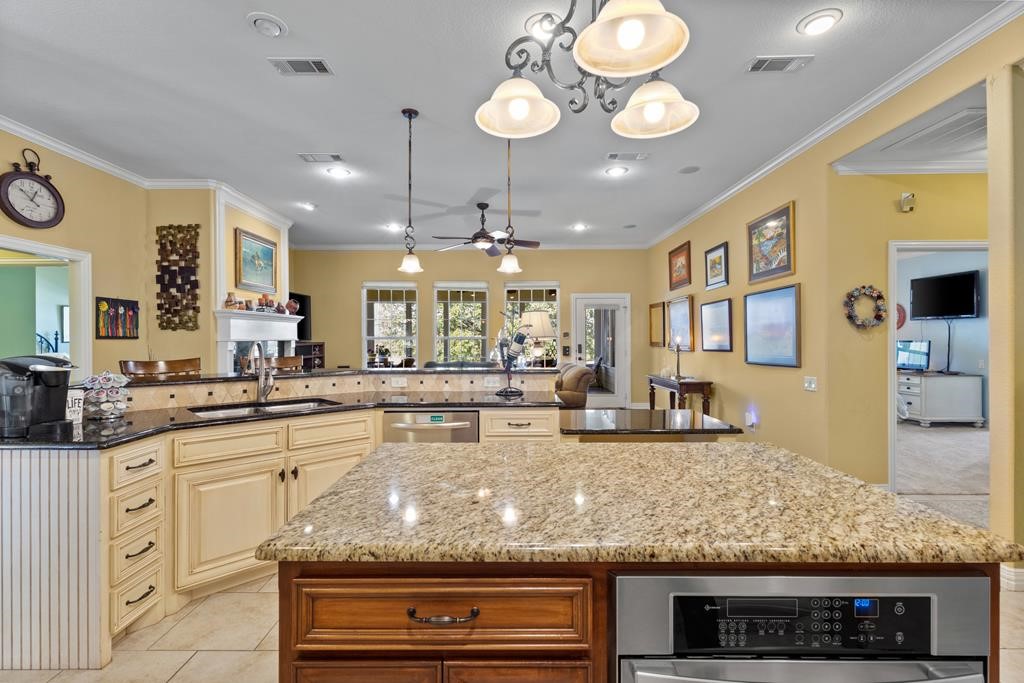 5270 Saddle Ridge Court Athens TX 75752