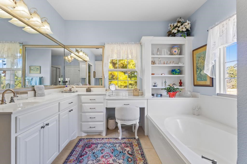 5270 Saddle Ridge Court Athens TX 75752