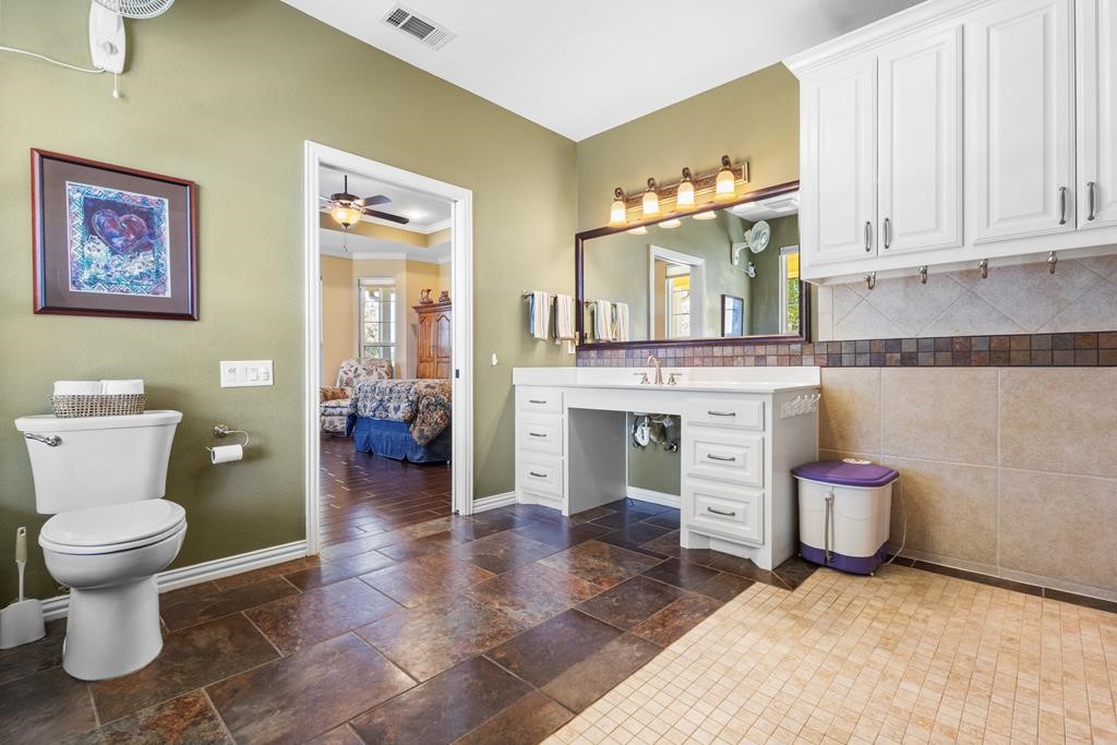 5270 Saddle Ridge Court Athens TX 75752