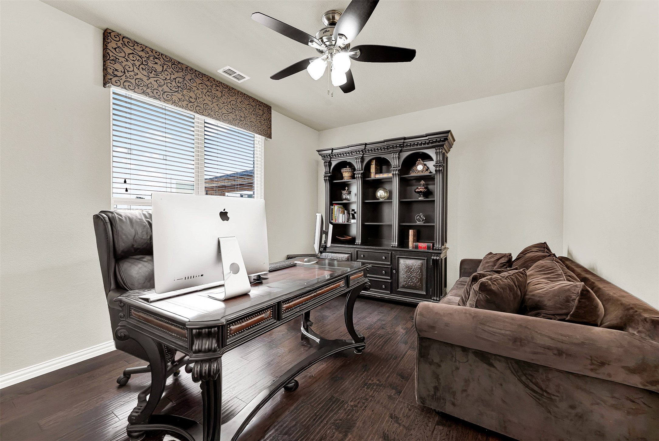 3925 Martha Avenue Sachse TX 75048