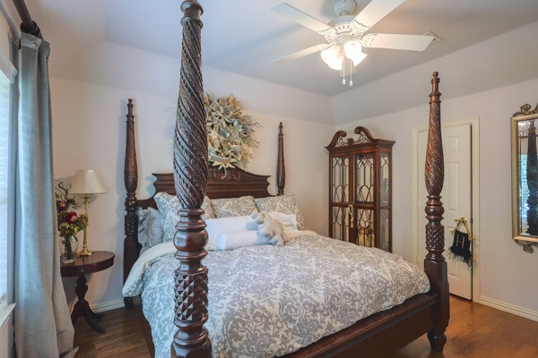 721 Paradise Cove Shady Shores TX 76208