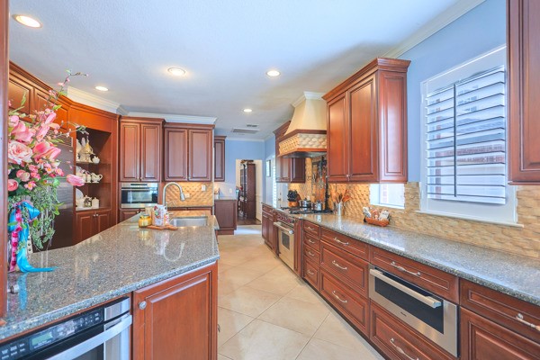 721 Paradise Cove Shady Shores TX 76208