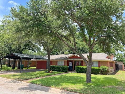 506 E Conner Street Eastland TX 76448