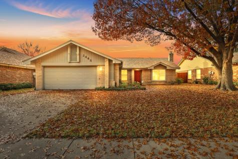 2445 Claremont Drive Grand Prairie TX 75052