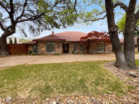 13216 Hillcrest Road Dallas TX 75240